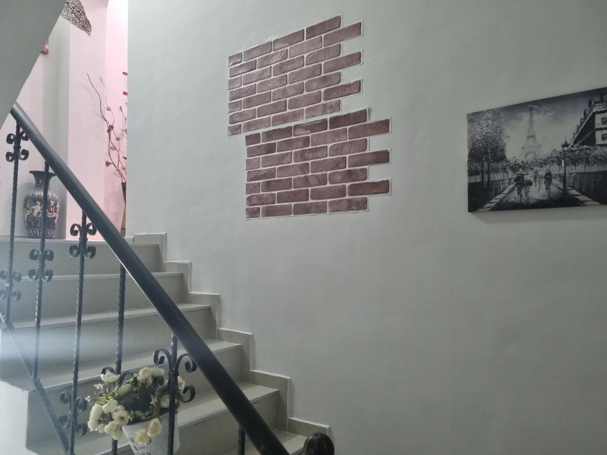 Shatell Tbiliszi Kültér fotó